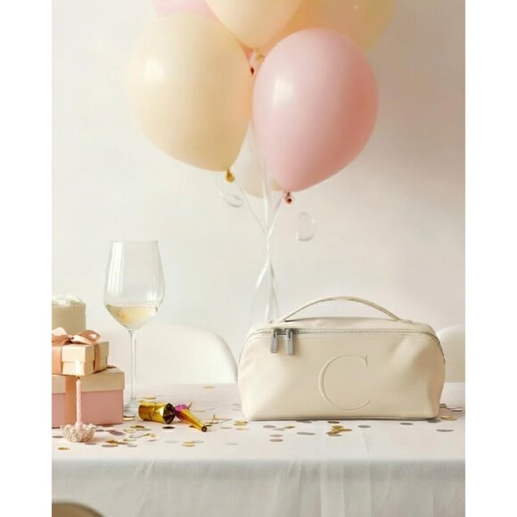 Women AU-Beige-A Large Capacity Cosmetic Travel Makeup Waterproof Portable Bag - Picture 6 of 7